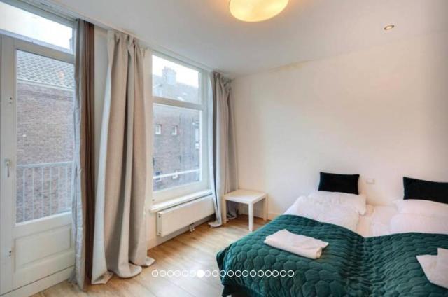 Luxurious Canalview Apt With Patio City Centre 암스테르담 외부 사진